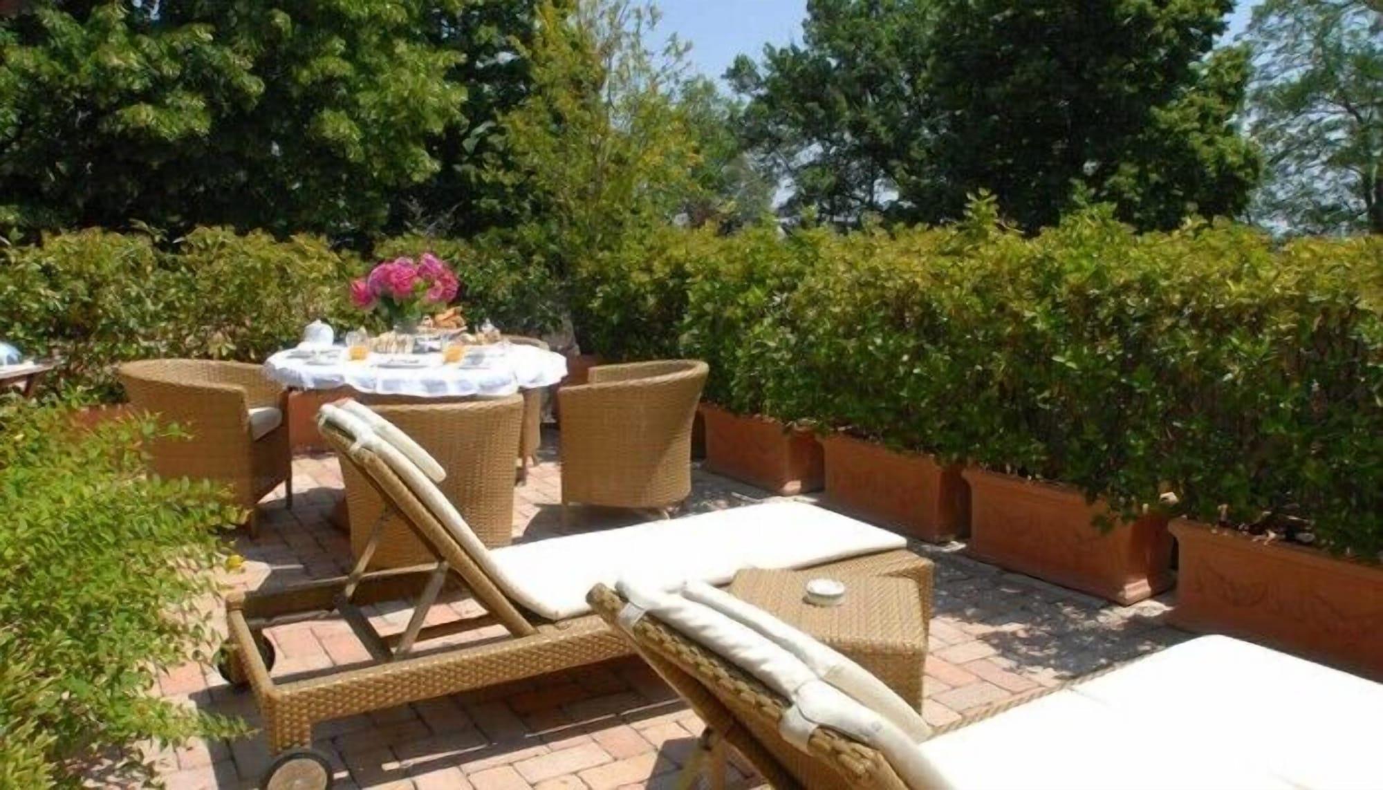 Hotel Torre Di San Martino Gazzola Di Rivalta Eksteriør bilde
